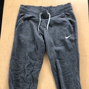 Women’s Nike Cropped Sweats